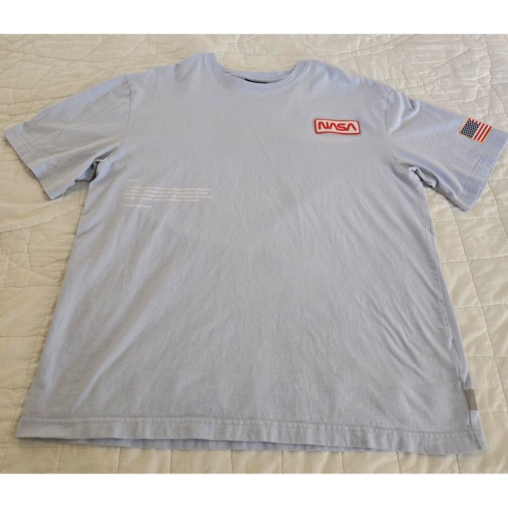 H&M Mens T-Shirt with Rubber NASA patch Large Light Blue